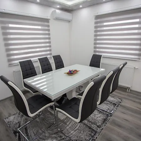 Lux Brkic - * Tuzla